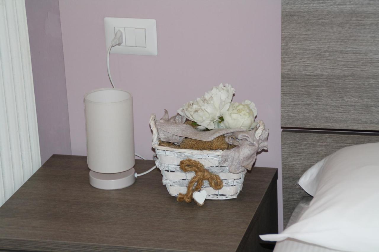 Le Colonne Milano Bed and Breakfast Εξωτερικό φωτογραφία
