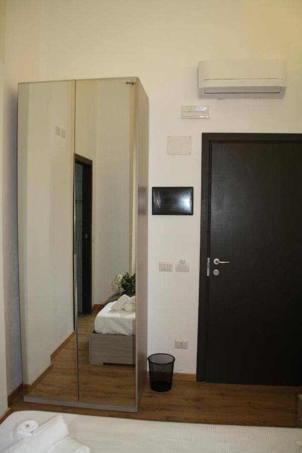 Le Colonne Milano Bed and Breakfast Εξωτερικό φωτογραφία