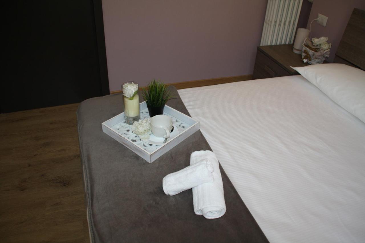 Le Colonne Milano Bed and Breakfast Εξωτερικό φωτογραφία