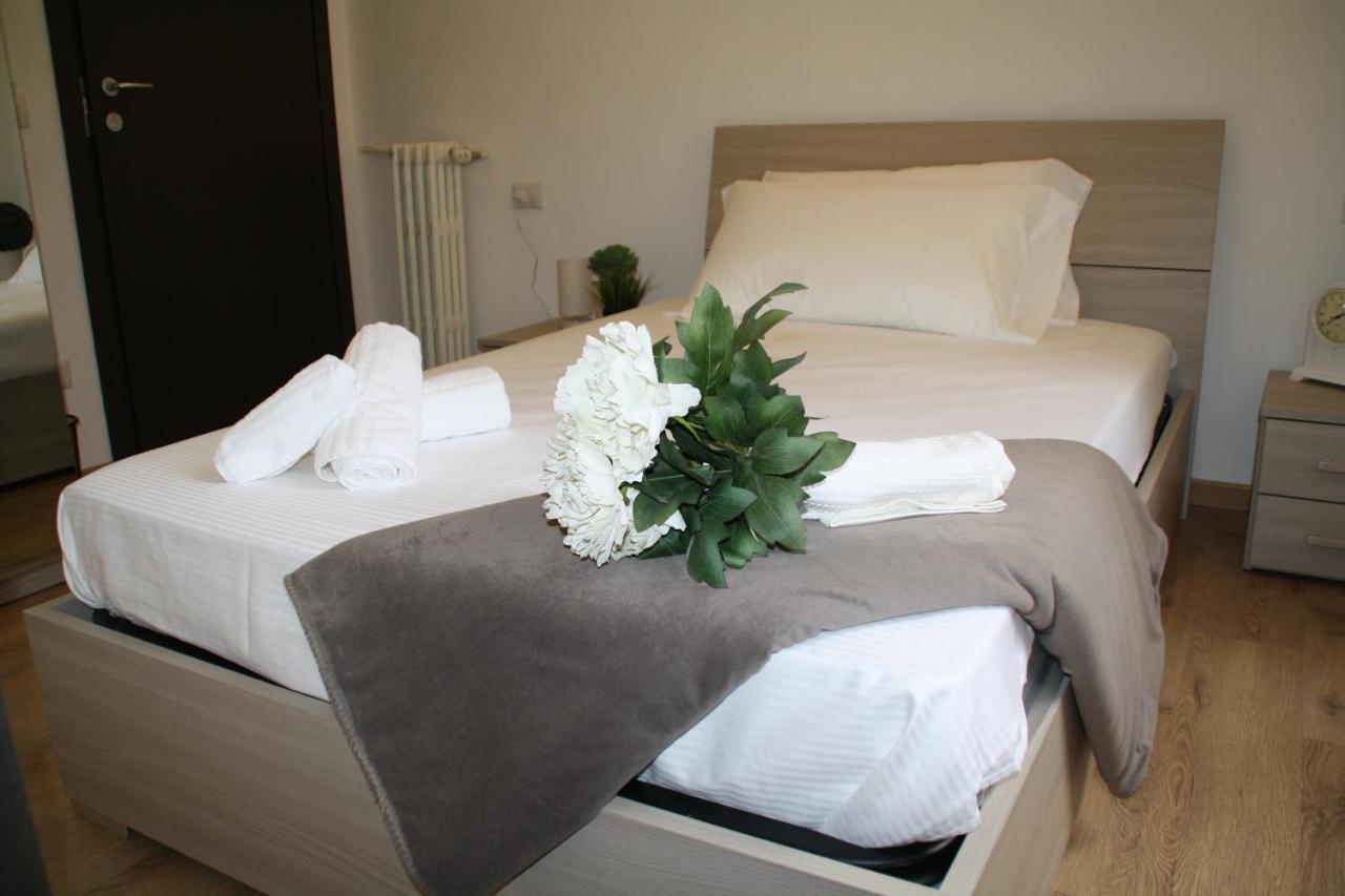 Le Colonne Milano Bed and Breakfast Εξωτερικό φωτογραφία